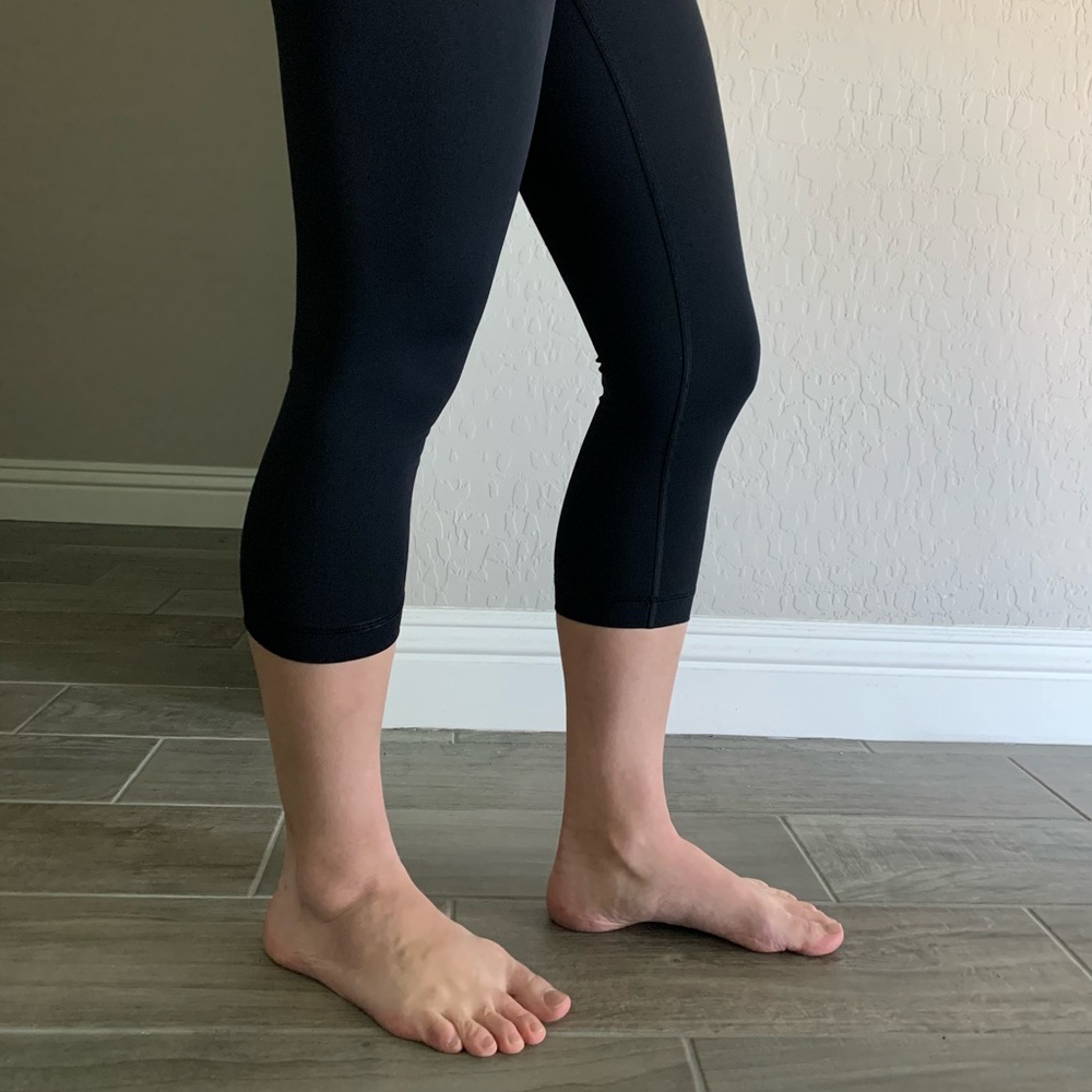 lululemon Wunder Under Crop Luxtreme Black Size 4